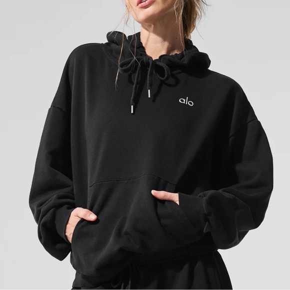 ALO Yoga Tops - EUC ALO Yoga szL Women's Classic Black Accolade Hoodie Sweatshirt…
